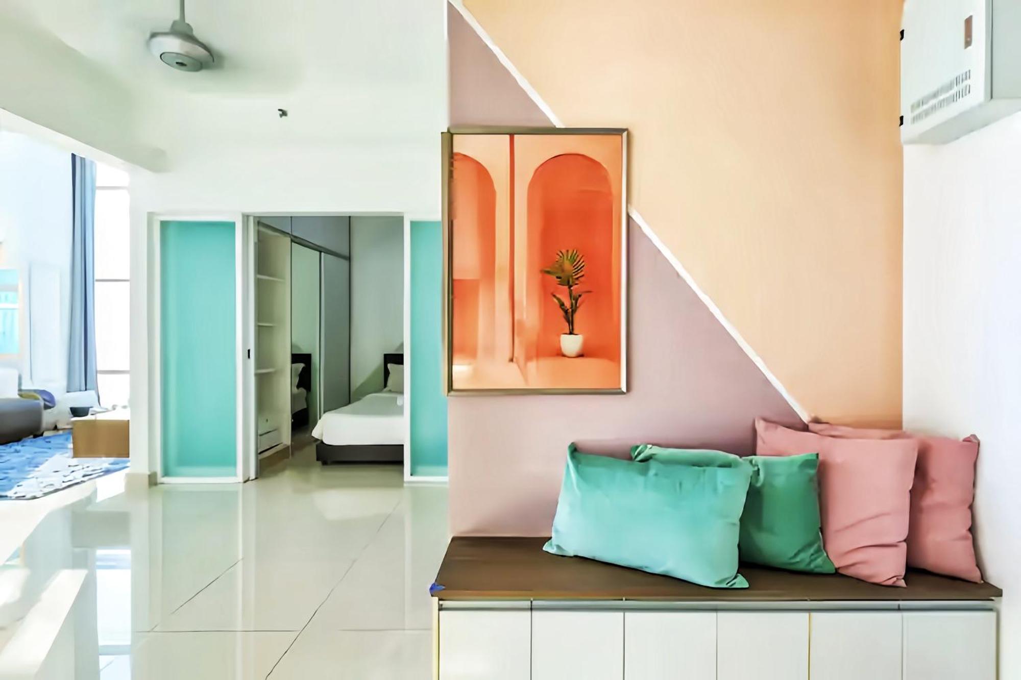 Maritime Seaview Suites Penang George Town Exterior foto