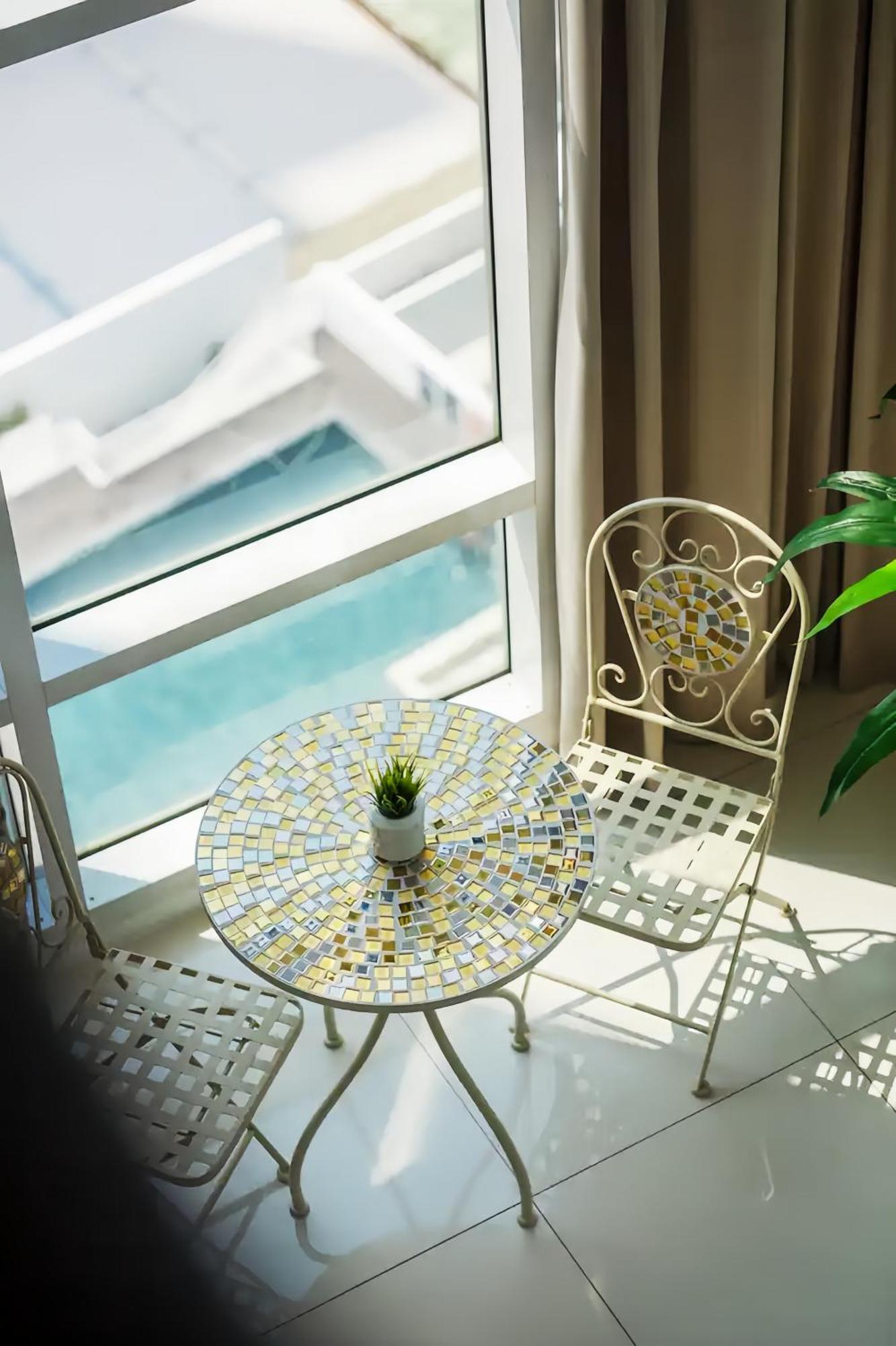 Maritime Seaview Suites Penang George Town Exterior foto